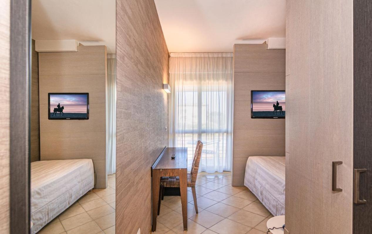 Hotel Joseph Marina di Pietrasanta Εξωτερικό φωτογραφία